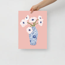 Load image into Gallery viewer, FLORAL AND VASE 01