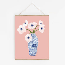 Load image into Gallery viewer, FLORAL AND VASE 01