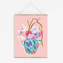 Load image into Gallery viewer, FLORAL AND VASE 05